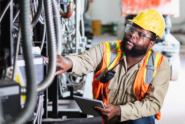 Best Affordable Emergency Electrician  in Greenlawn, NY